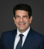 florida-personal-injury-attorney-joseph-landy-400x450-1.jpg